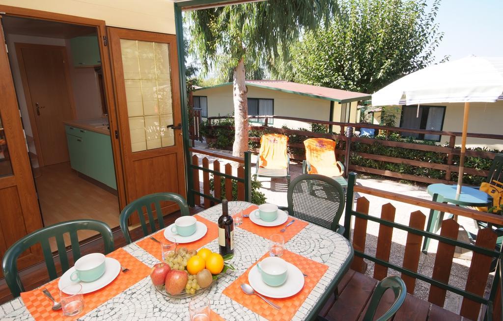 Camping Village Scaglieri Portoferraio Exterior foto