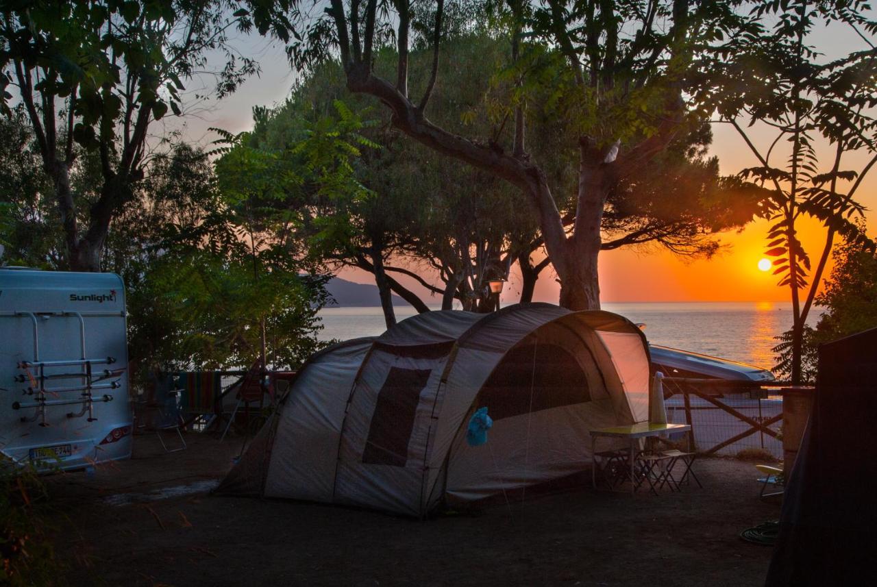 Camping Village Scaglieri Portoferraio Exterior foto